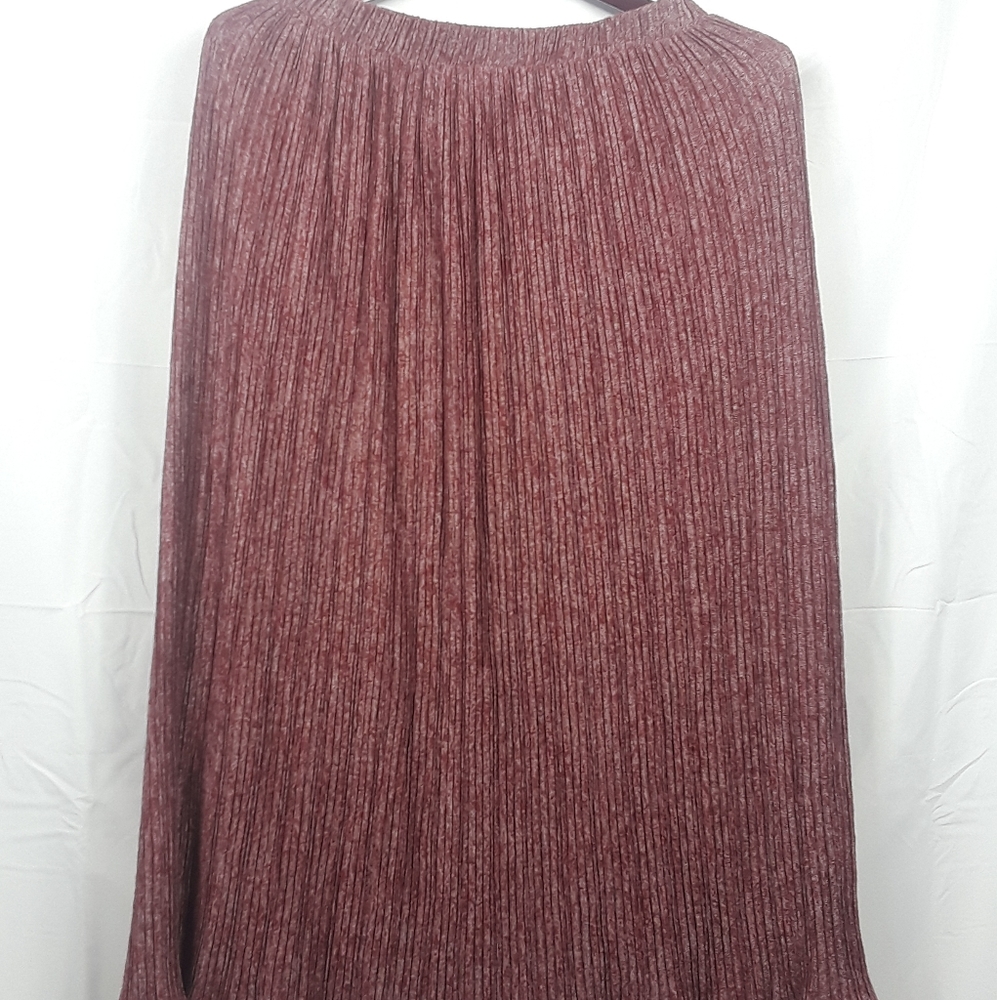 Pleione pleated Plum Heather Midi Skirt Size Lg.